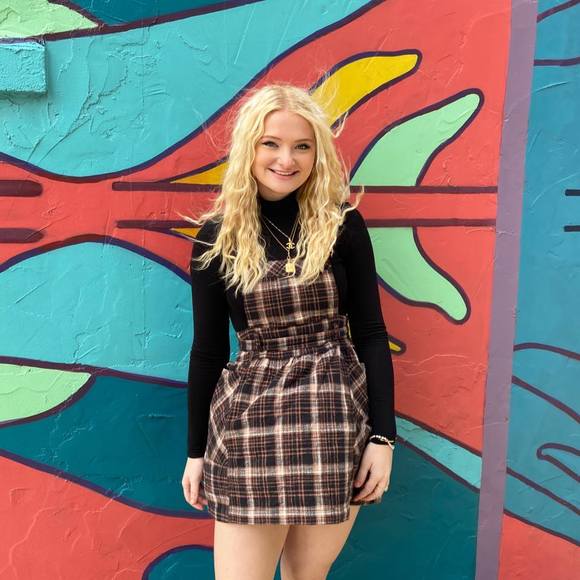 Meet your Posher, Noel - Picture 1 of 1